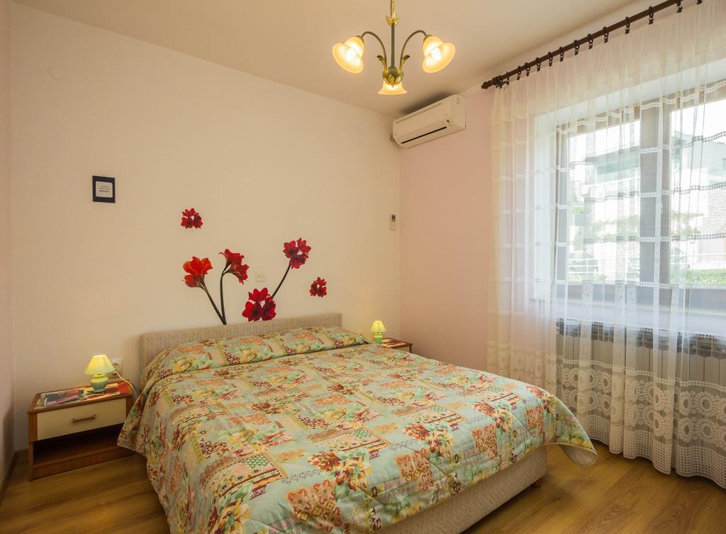 Apartments Villa Luciana Rijeka Oda fotoğraf